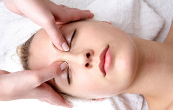 Eye Area Massage & Mask